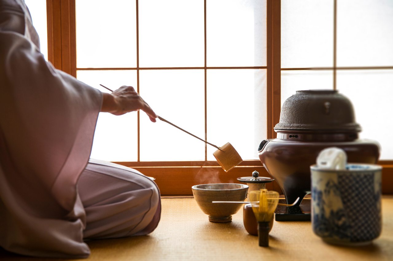 Japan cultural experience: Tea ceremony, hospitality and the meaning of a moment