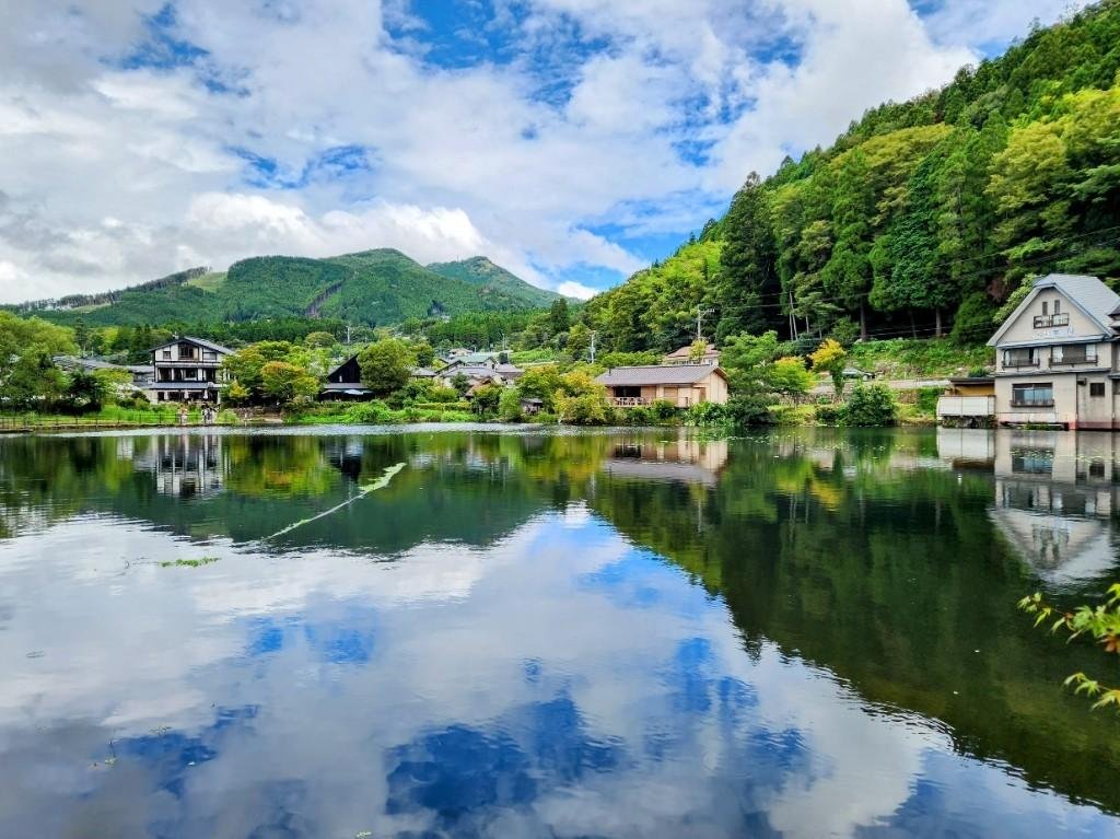 Kyushu Yufuin mountain village and lake